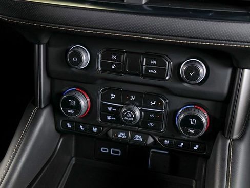 Used 2023 Chevrolet Tahoe Premier w/ Premium Package image 13