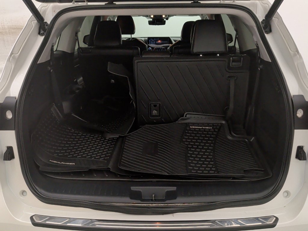 Used 2021 Toyota Highlander Platinum AWD/4WD image 20