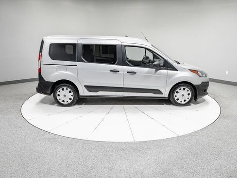 Used 2023 Ford Transit Connect XL FWD image 29