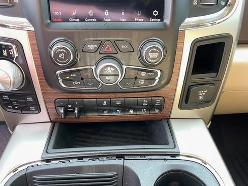 Used 2017 RAM 1500 Laramie w/ Convenience Group AWD/4WD image 20