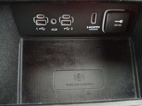 Used 2022 Jeep Grand Cherokee Summit w/ Luxury Tech Group V AWD/4WD image 6