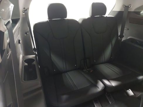 New 2025 Kia Sorento EX image 12