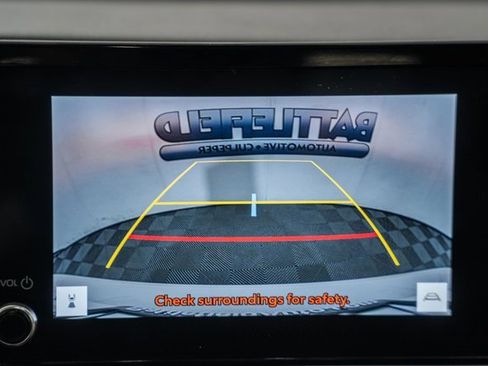 Used 2025 Toyota Camry LE image 43