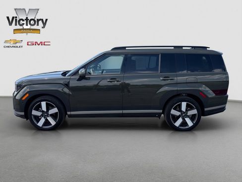 Used 2025 Hyundai Santa Fe Limited AWD/4WD image 3