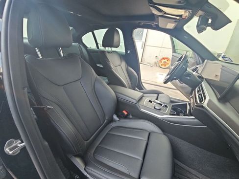 Used 2023 BMW 330i Sedan w/ Premium Package RWD image 17