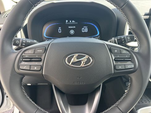 New 2026 Hyundai Venue SEL image 19