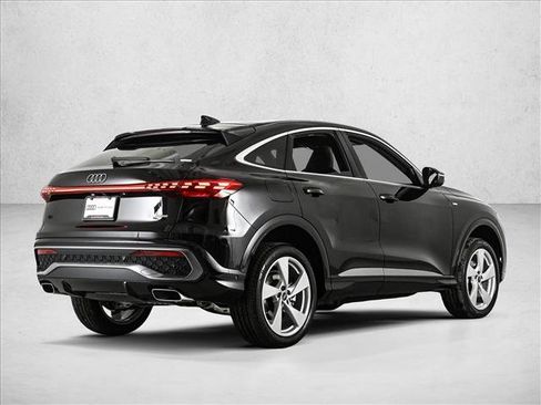 New 2025 Audi Q5 Premium Plus image 5