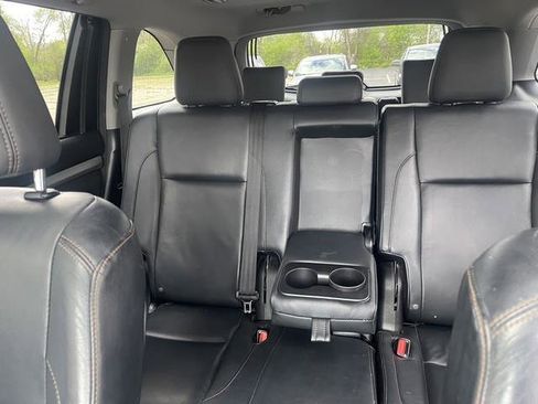 Used 2015 Toyota Highlander XLE AWD/4WD image 24