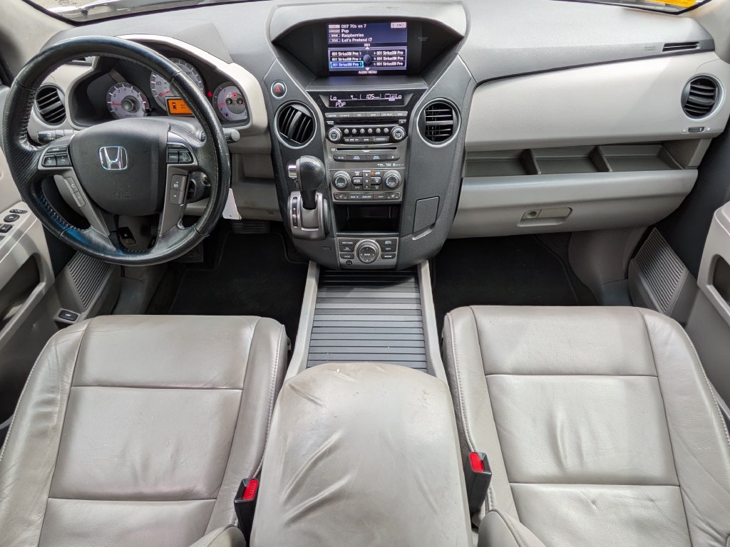 Used 2015 Honda Pilot Touring image 16