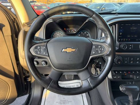 Used 2021 Chevrolet Colorado Z71 w/ Z71 Midnight Edition image 12