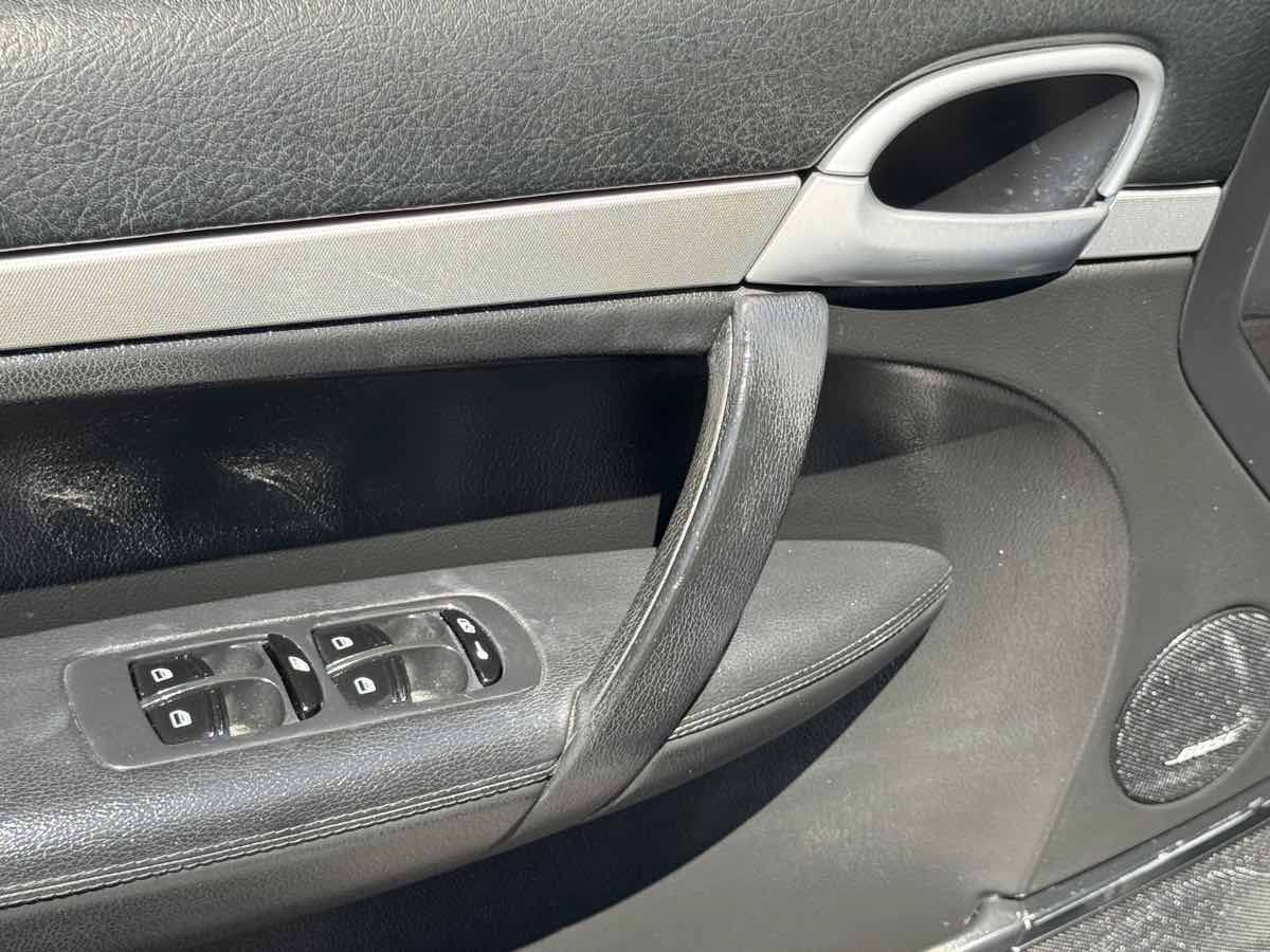 Used 2010 Porsche Cayenne AWD/4WD image 26