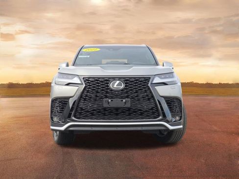 Used 2022 Lexus LX 600 F Sport AWD/4WD image 3