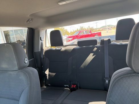 Used 2023 Chevrolet Silverado 2500 LT w/ Convenience Package image 32