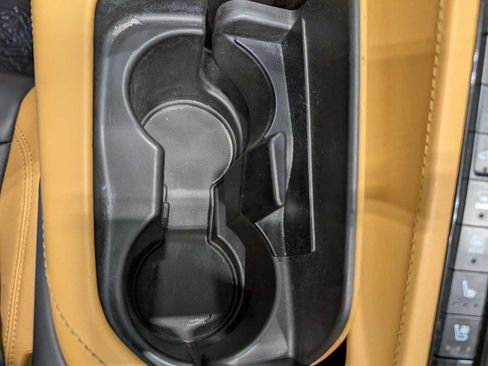 Used 2022 Chevrolet Corvette Stingray Premium Conv w/ Battery Protection Package RWD image 26