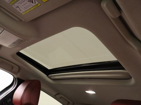 Used 2025 MAZDA CX-30 AWD 2.5 S w/ Preferred Package image 15