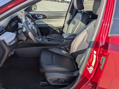 New 2026 Jeep Compass Limited AWD/4WD image 10