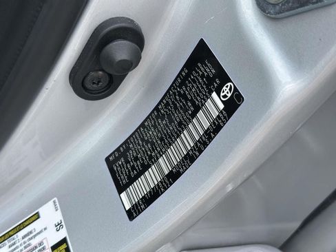 Used 2024 Toyota Corolla LE FWD image 15