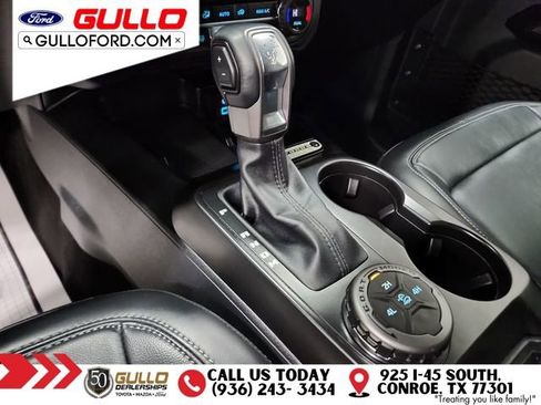 Used 2025 Ford Bronco Outer Banks image 27