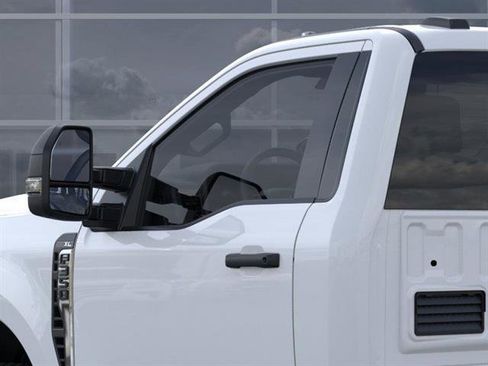 New 2026 Ford F350 XL w/ XL Chrome Package image 20