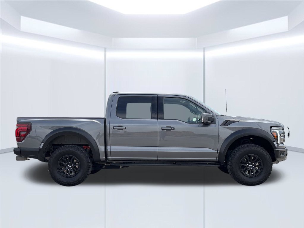 Used 2025 Ford F150 Raptor AWD/4WD image 8