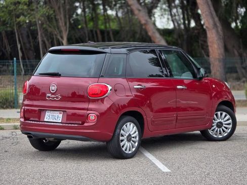 Used 2014 FIAT 500L Easy w/ Popular Equipment Group FWD image 10