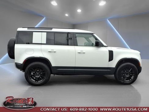 Used 2025 Land Rover Defender 110 S image 2