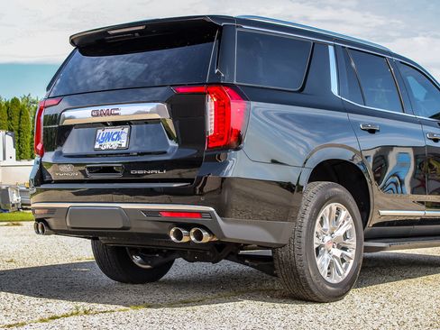 Used 2024 GMC Yukon Denali AWD/4WD image 16