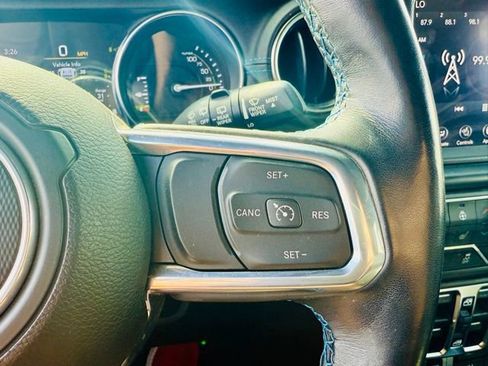 Used 2021 Jeep Wrangler Unlimited Rubicon 4xe w/ Steel Bumper Group image 18