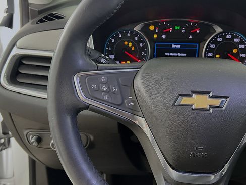 Used 2019 Chevrolet Equinox LT FWD image 19