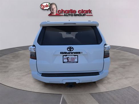 Used 2022 Toyota 4Runner SR5 Premium w/ Moonroof Package image 6
