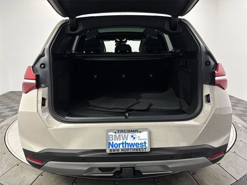 Used 2025 BMW X3 xDrive30i w/ Premium Package image 21