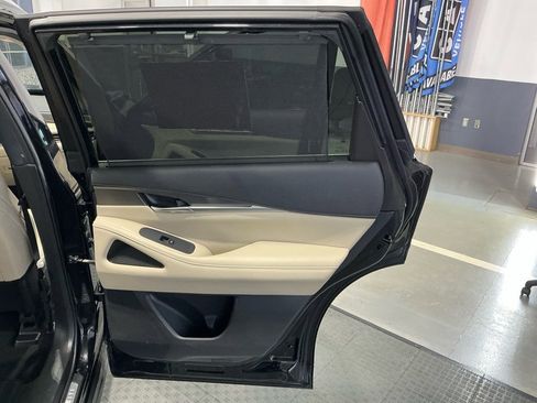 Used 2023 INFINITI QX60 Luxe w/ Cargo Package image 23