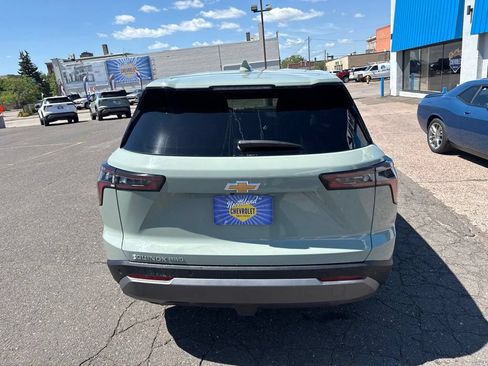 Used 2026 Chevrolet Equinox LT AWD/4WD image 10