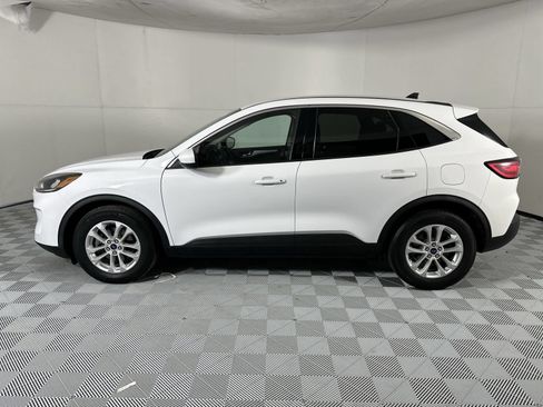 Used 2020 Ford Escape SE FWD image 5