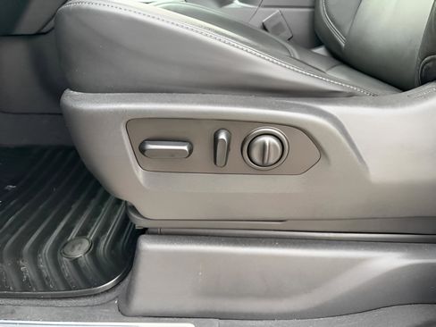 Used 2019 Chevrolet Silverado 1500 LTZ w/ LTZ Plus Package image 22