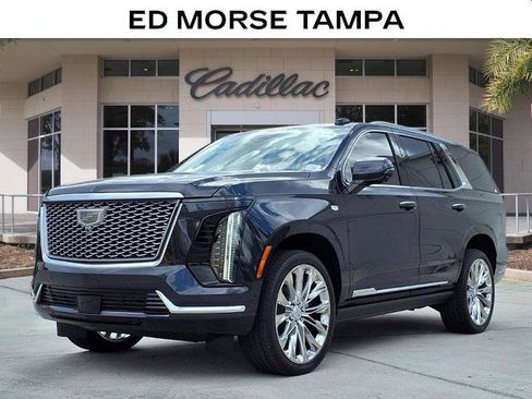 New 2026 Cadillac Escalade Luxury w/ LPO, Radiant Package AWD/4WD image 1