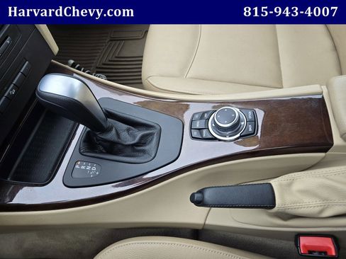 Used 2011 BMW 328i xDrive Sedan AWD/4WD image 10