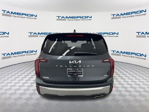 Used 2024 Kia Telluride S AWD/4WD image 4