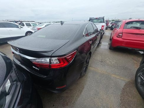 Used 2017 Lexus ES 350 w/ Luxury Package FWD image 5
