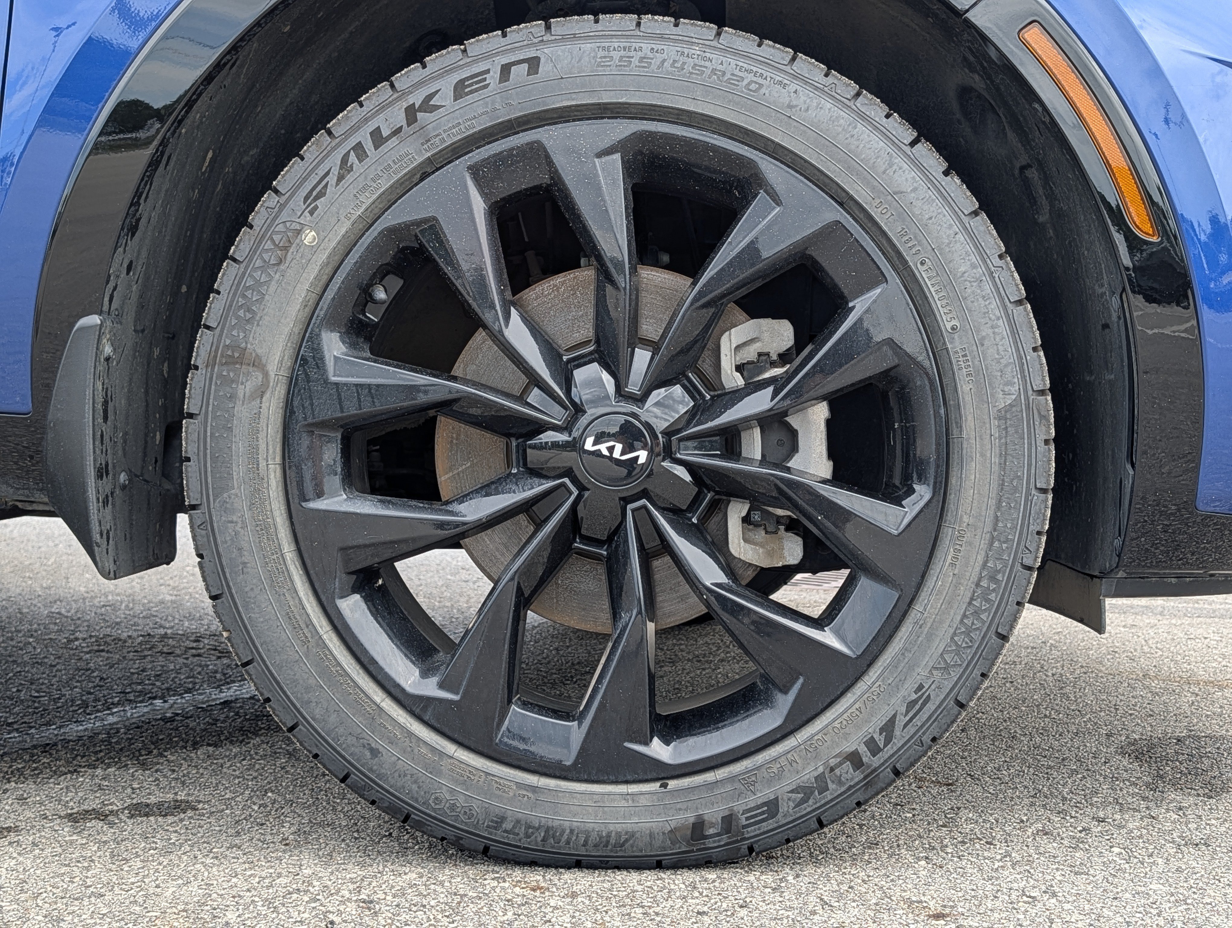 Used 2023 Kia Sorento SX AWD/4WD image 11