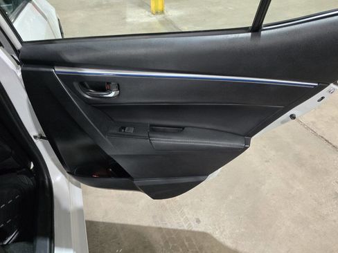 Used 2014 Toyota Corolla S image 29