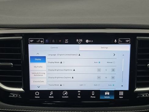 Used 2024 Chrysler Pacifica Limited image 38