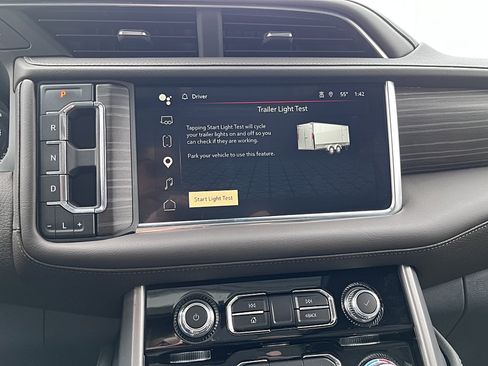 Used 2024 GMC Yukon Denali image 19