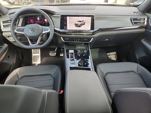 New 2026 Volkswagen Atlas Cross Sport SEL R-Line image 11