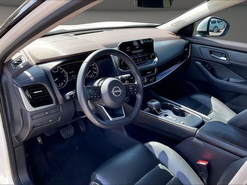 Used 2022 Nissan Rogue SL w/ SL Premium Package FWD image 12