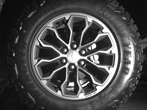 Used 2018 Chevrolet Colorado ZR2 AWD/4WD image 9