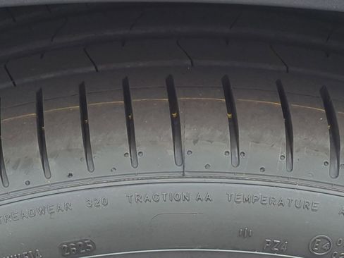 Used 2026 BMW X5 xDrive40i AWD/4WD image 12