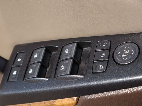 Used 2019 GMC Yukon XL Denali w/ Open Road Package AWD/4WD image 19