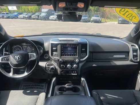 Used 2019 RAM 1500 Big Horn AWD/4WD image 16
