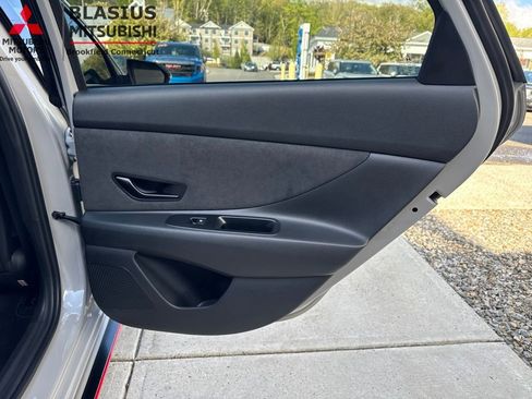 Used 2025 Hyundai Elantra N FWD image 38